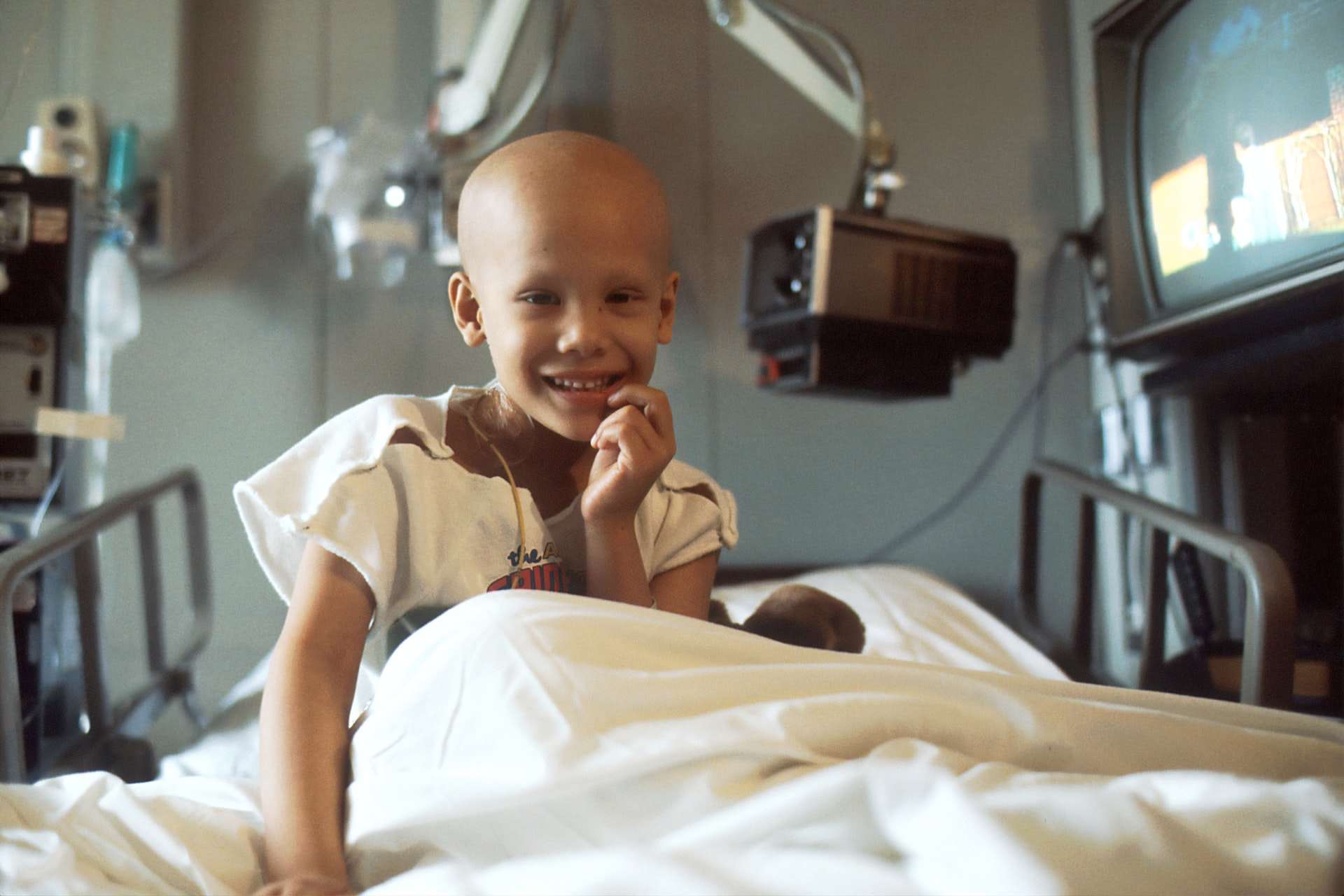 Using anthrax to fight cancer effectively